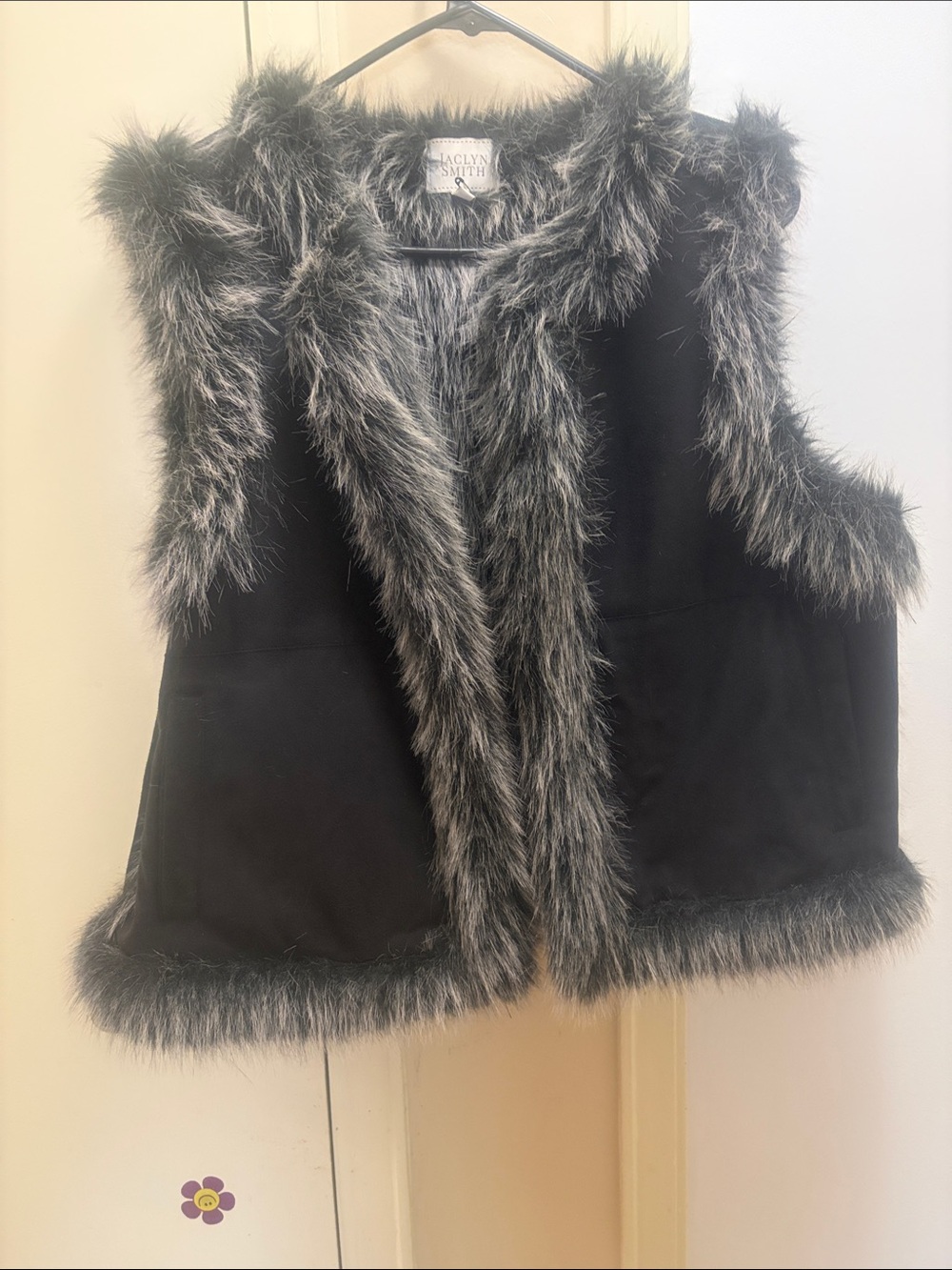 Jaclyn Smith Black Vest with Gray Faux Fur Trim